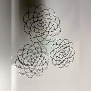 3 METAL FLOWER BOUQUET ARRANGEMENT TOOL